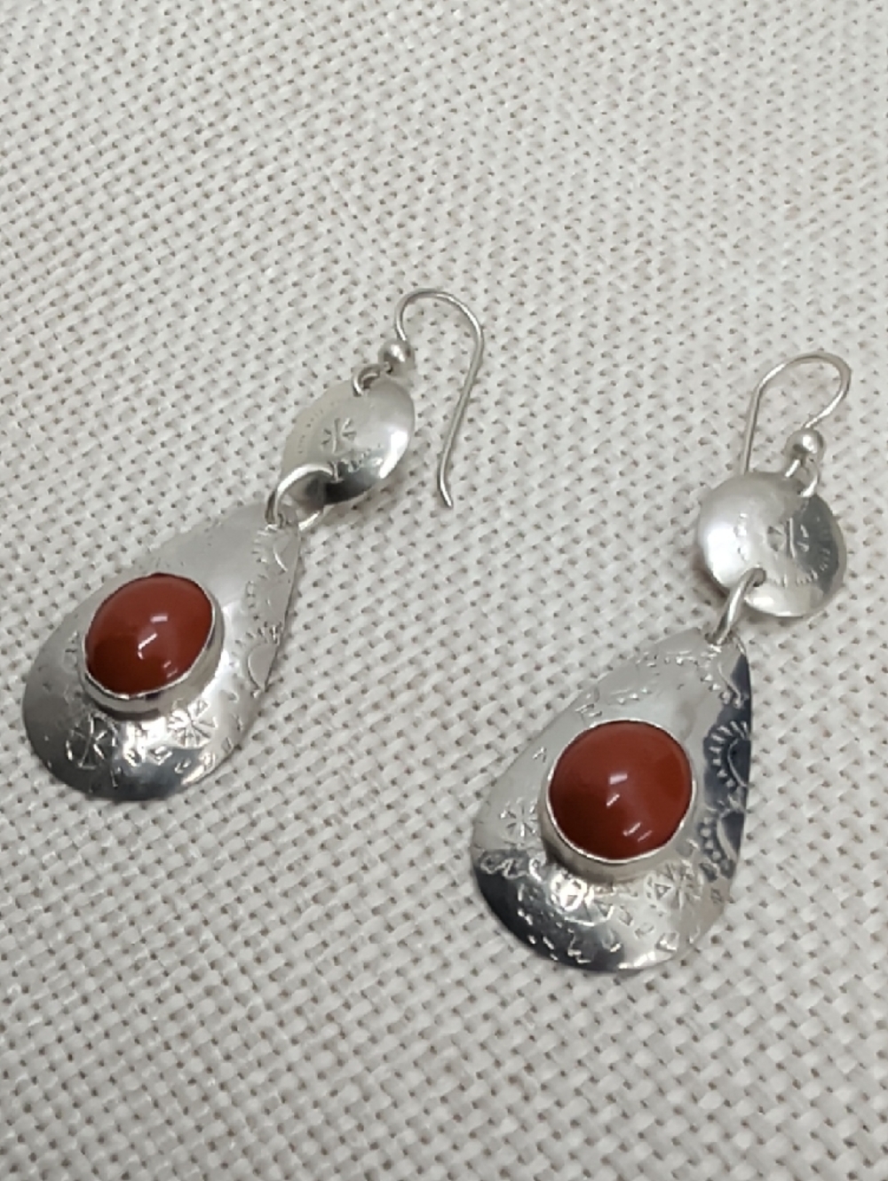 Vintage Sterling Silver Red Coral Cabochon Teardrop Dangle Earrings Artisan - Picture 4 of 17